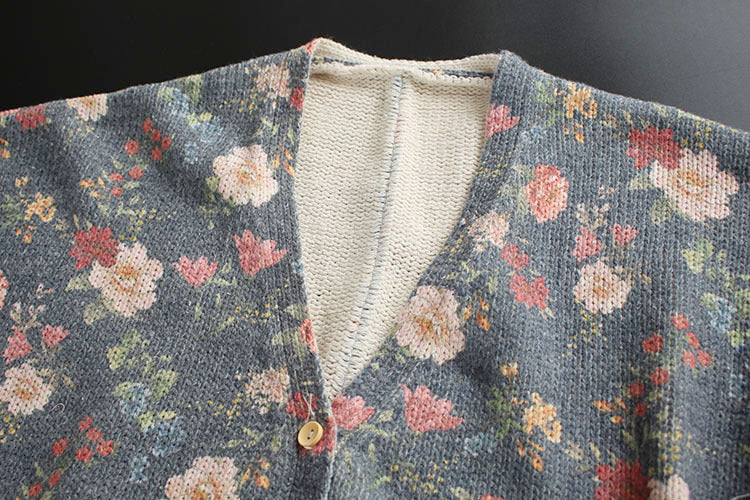 V-neck long sleeve printed knit cardigan sweater