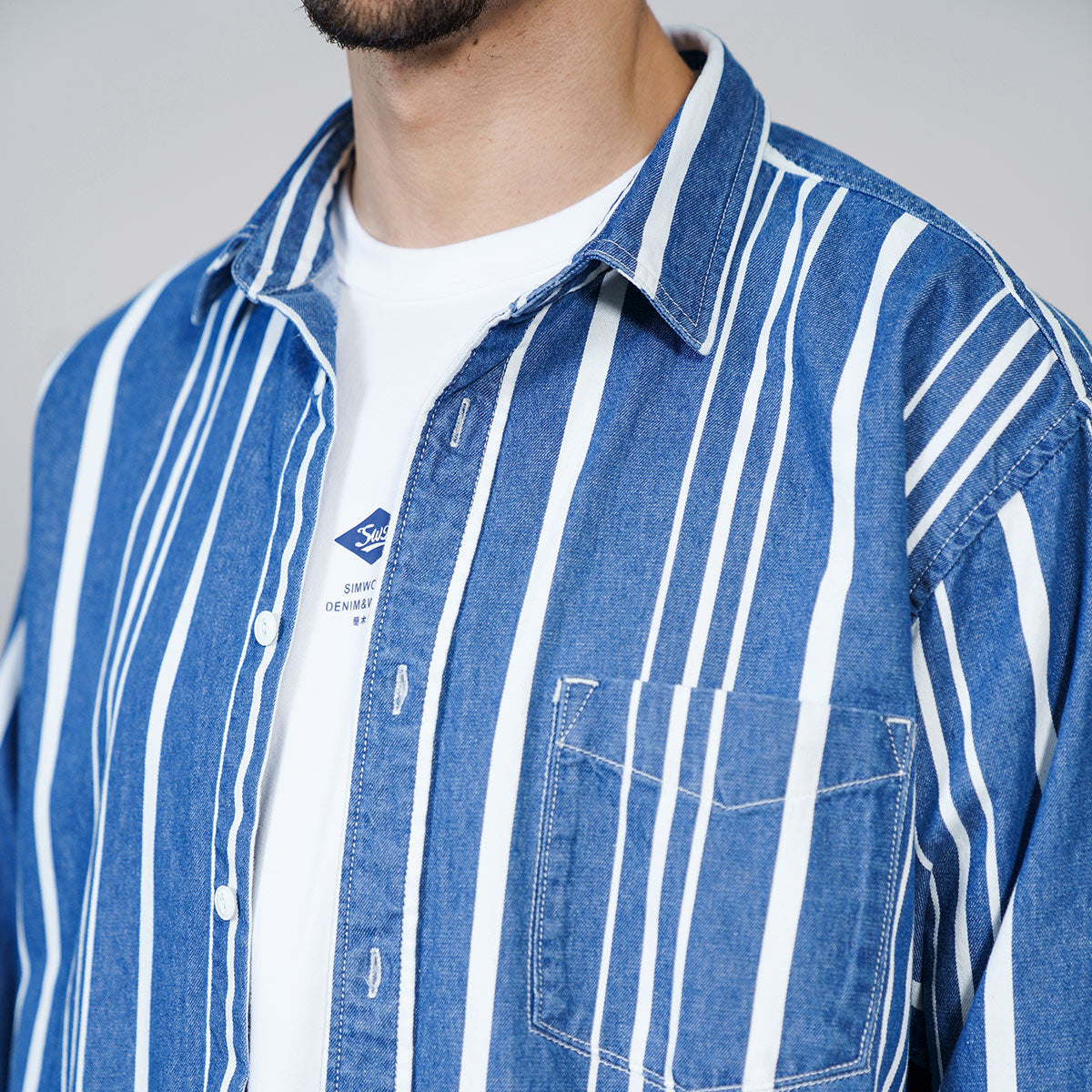 Men's Loose-fit Autumn Washed Striped Denim Shirt With Chest Pockets
