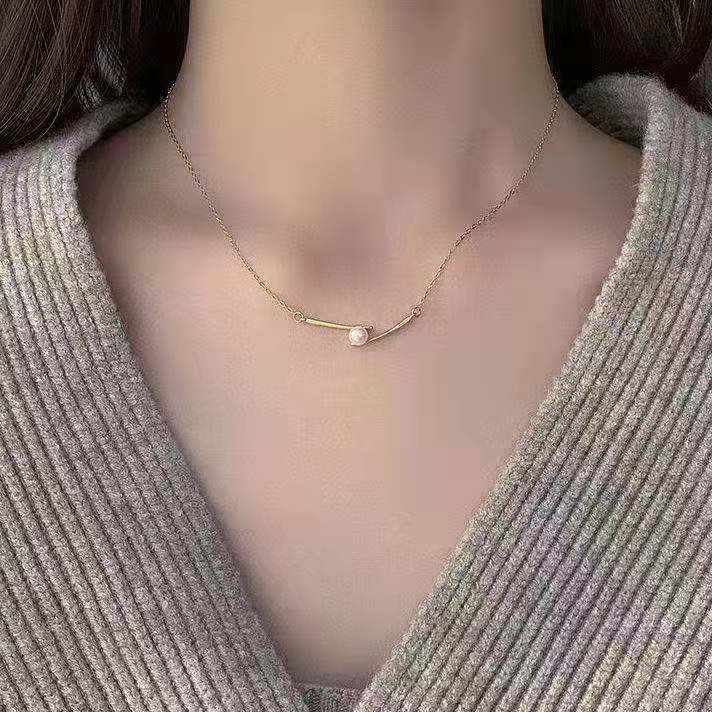 Pearl Clavicle Chain Female Simple Niche Pendant Necklace