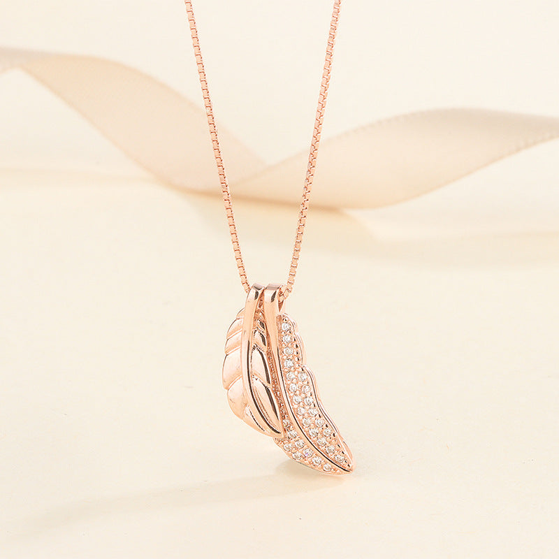 Simple and fashionable sterling silver feather necklace