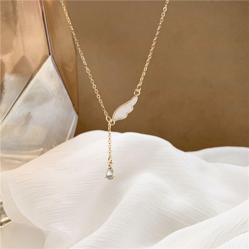 Crystal pendant clavicle chain Necklace