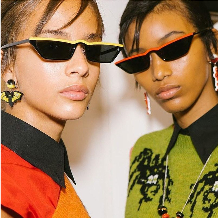 نظارات شمسية كلاسيكية للنساء