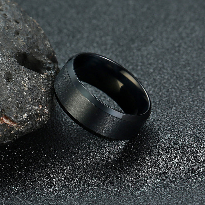 خاتم أسود من التيتانيوم الصلب