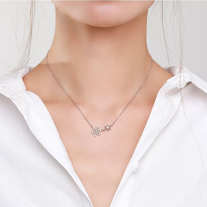 S925 Sterling Silver Snowflake Micro Setting Pendant Necklace For Women