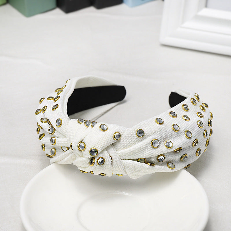 Knotted Headband With Edging Rhinestones In The Middle