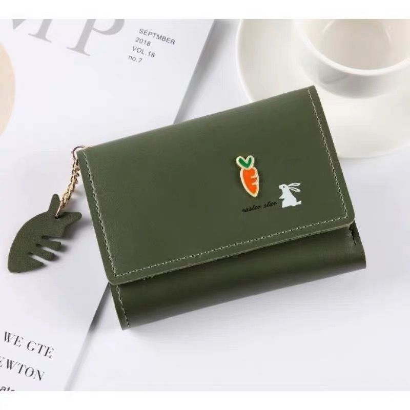 Multifunctional foldable wallet