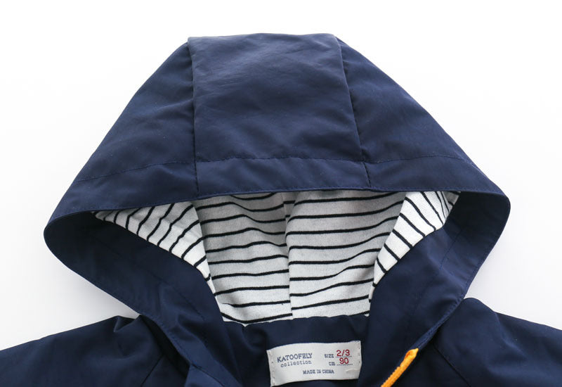New spring and autumn jacket for boys
