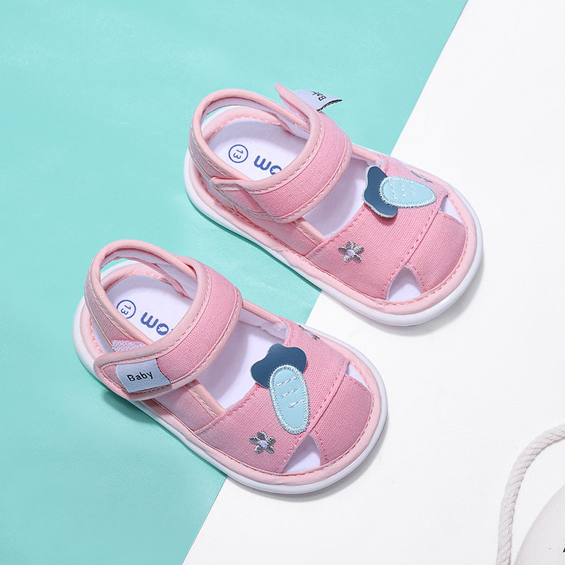 Baby sandals are breathable and non-slip