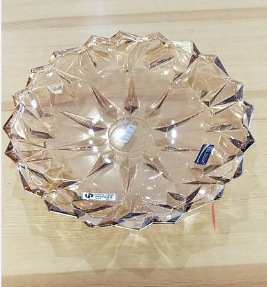 Transparent glass bowl for fruit