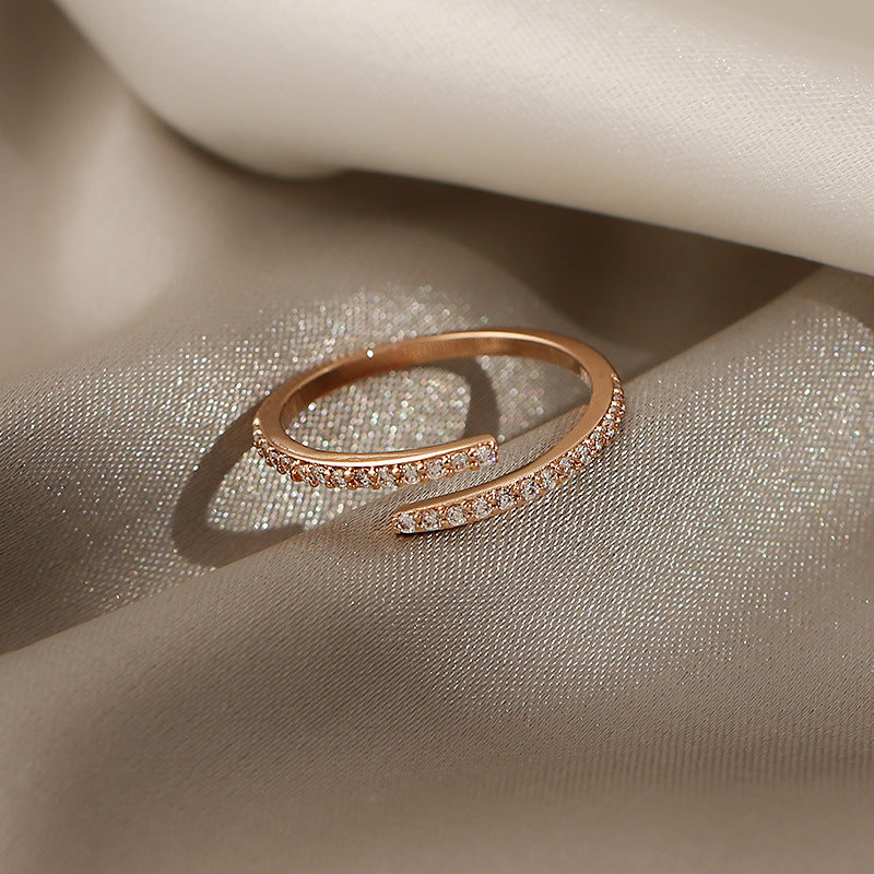 Frosty Wind Ring with Diamond Opening