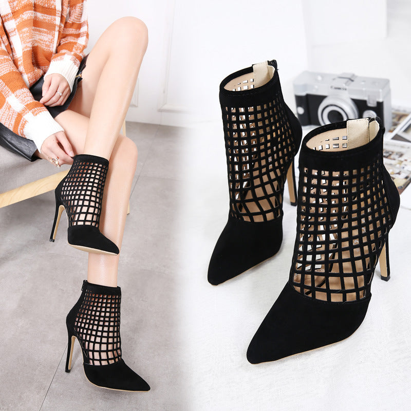 Hollow pointed suede boots