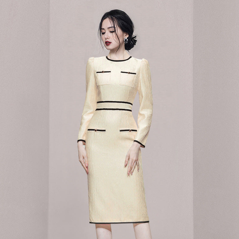 Round Neck Contrast Long-sleeved Dress