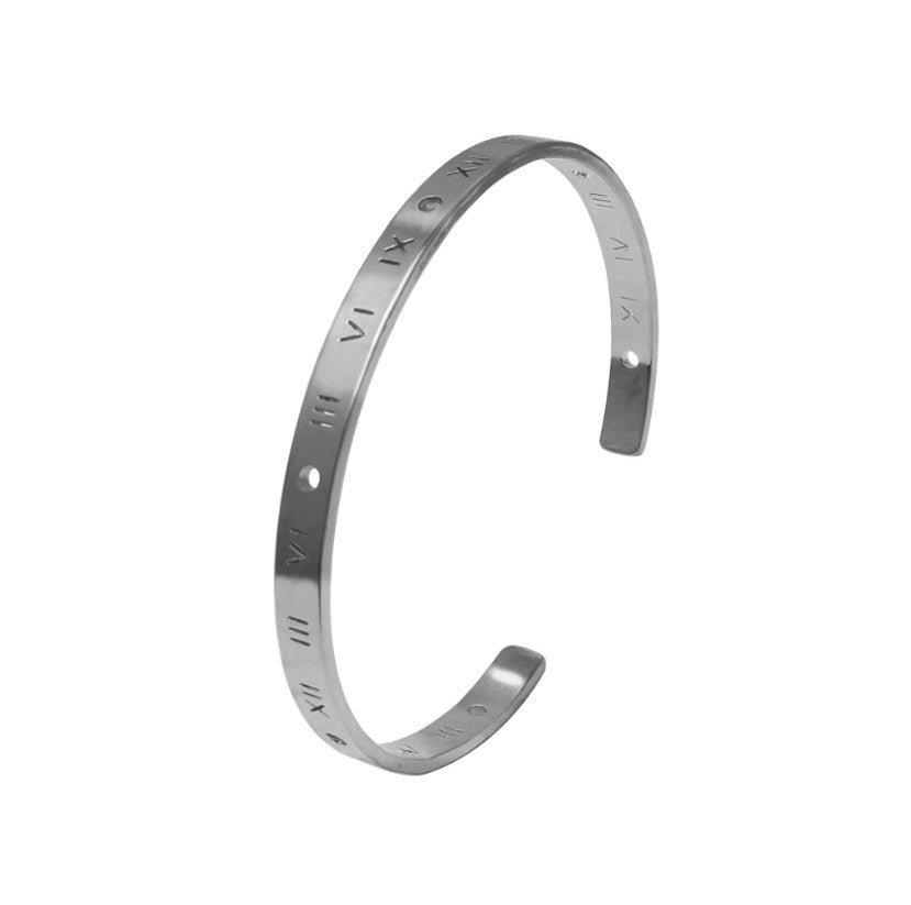 European And American Hollow Roman Numeral Bracelet