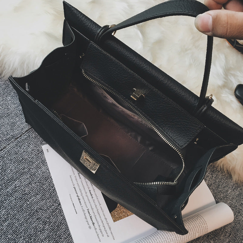 Adjustable Strap Shoulder Handbag
