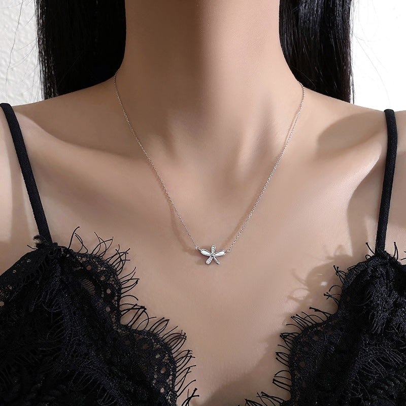 Sterling Silver Mother-of-pearl Necklace Female Ins Clavicle Chain Niche Design Sense