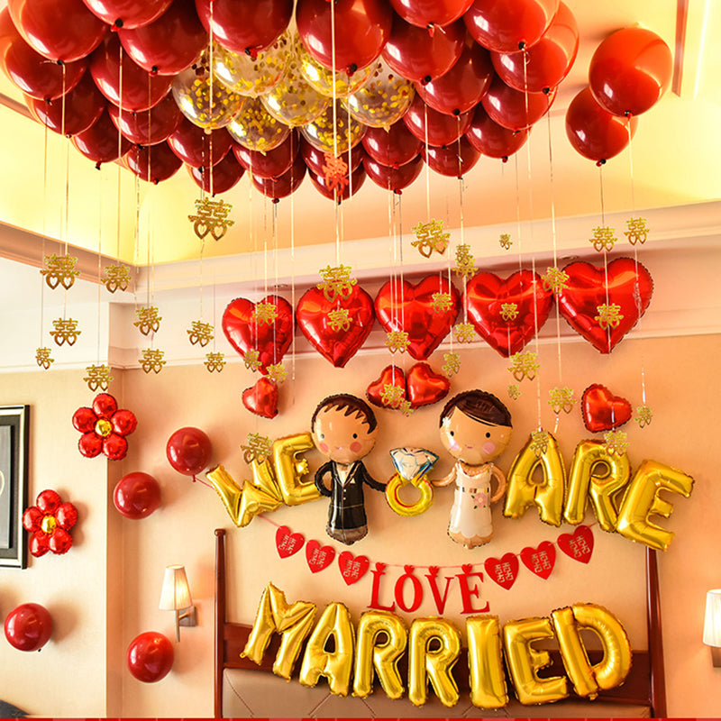 Romantic bedroom balloons