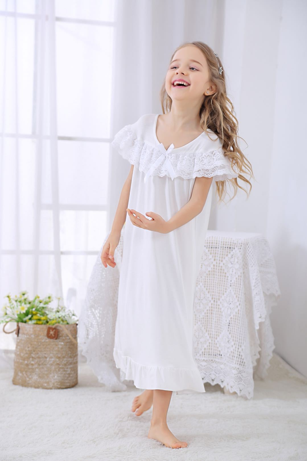 New Girls' White Cotton Computer Embroidery Dress