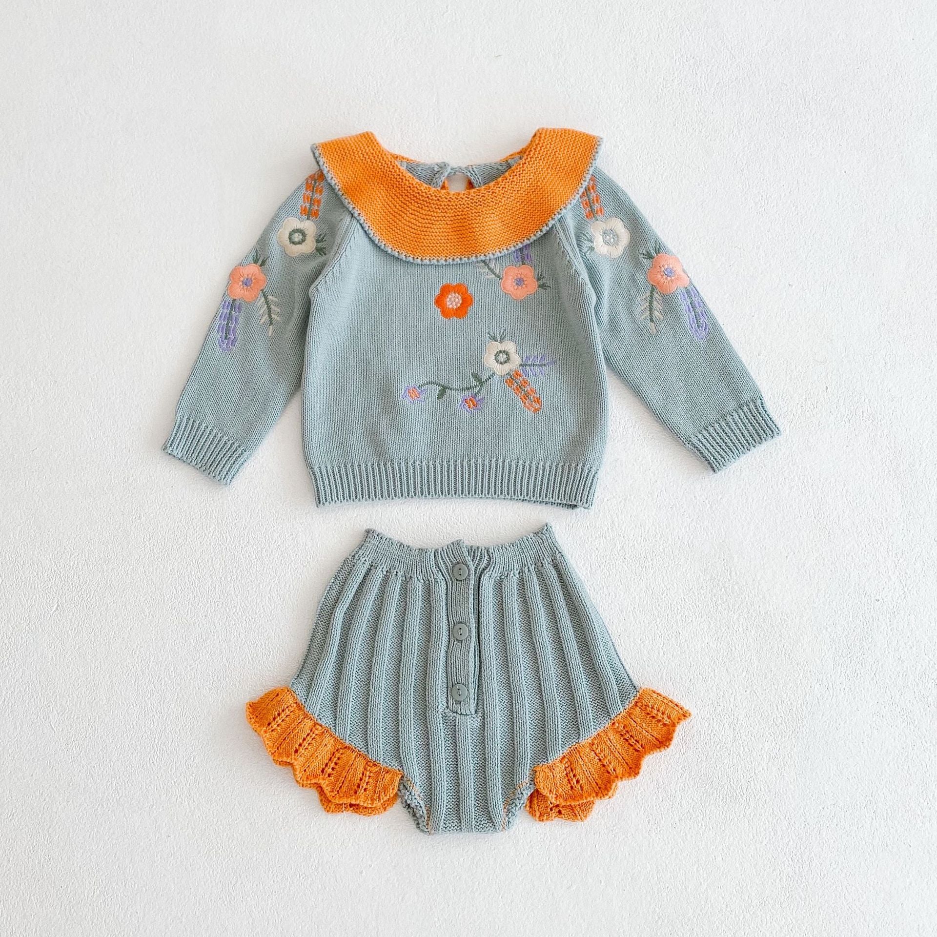 Infant Girl Knit Suit Embroidered Lotus Leaf Collar