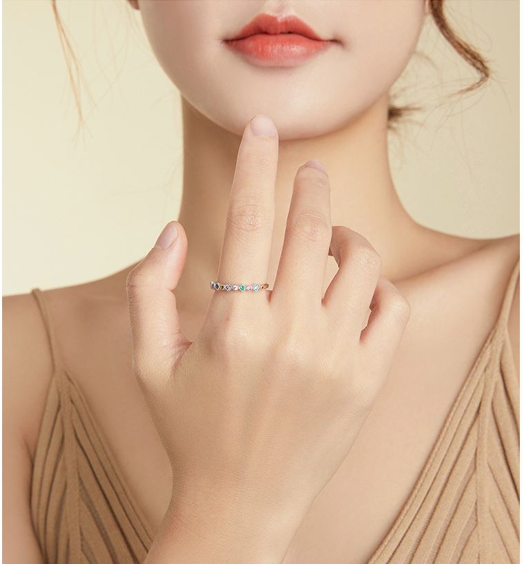 Light luxury  girl ring