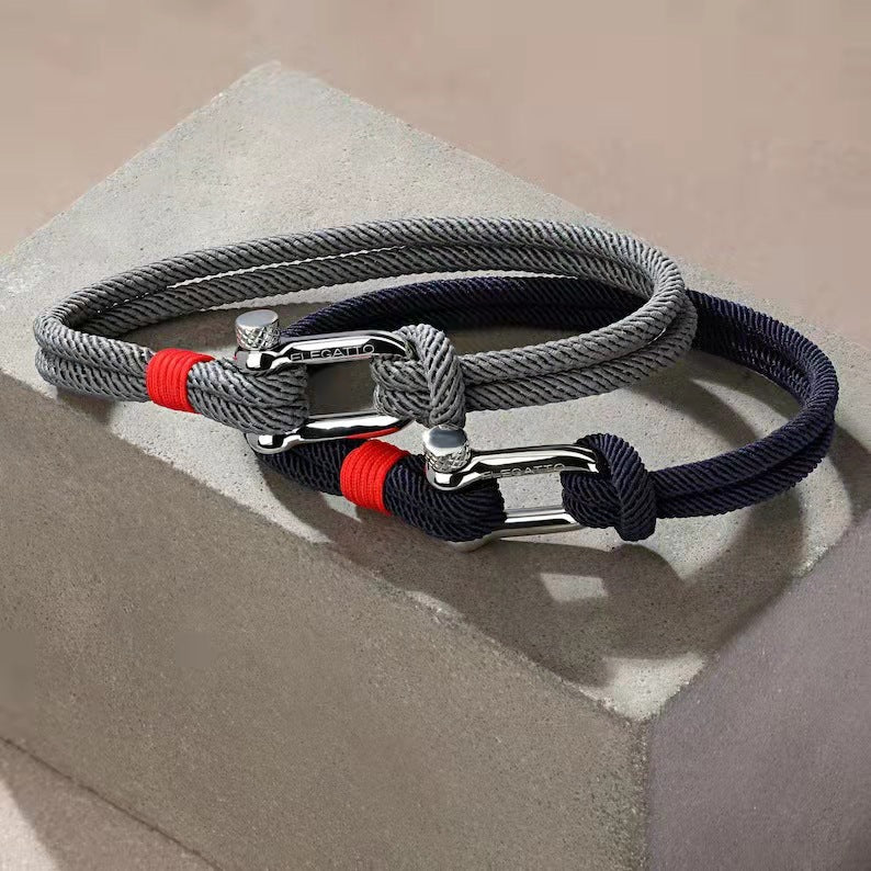 Stainless Steel U-shaped Sports Buckle Contrast Bracelet