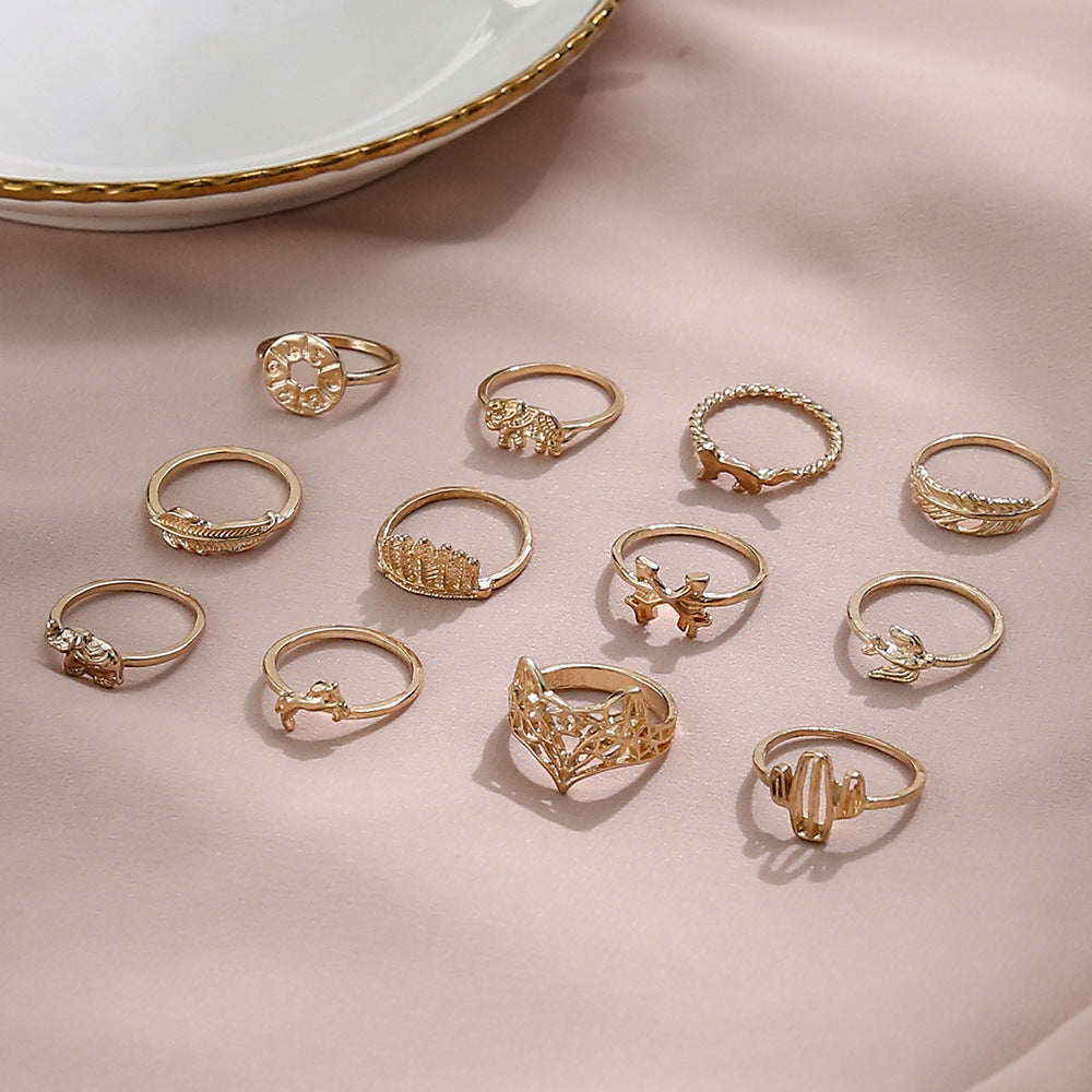 Vintage Design 12-piece Ring