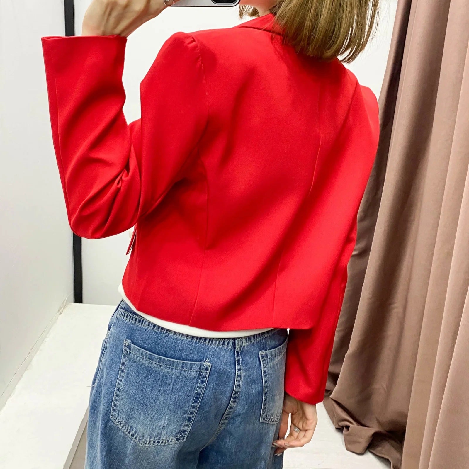 Solid Pearl Button Cropped Casual Blazer