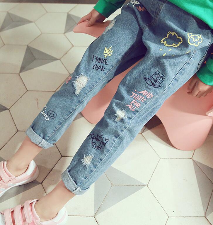 Children's Cartoon Cat Embroidery Washed Denim Trousers